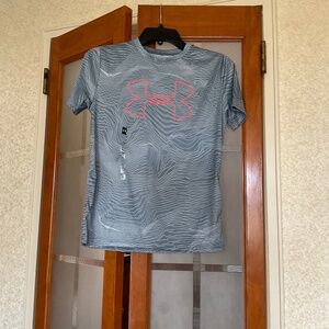 Under Armor boys new T-shirt